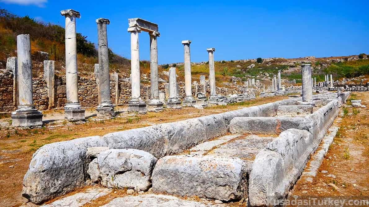 Unveiling the Treasures of Ephesus: A Must-Visit Ancient City