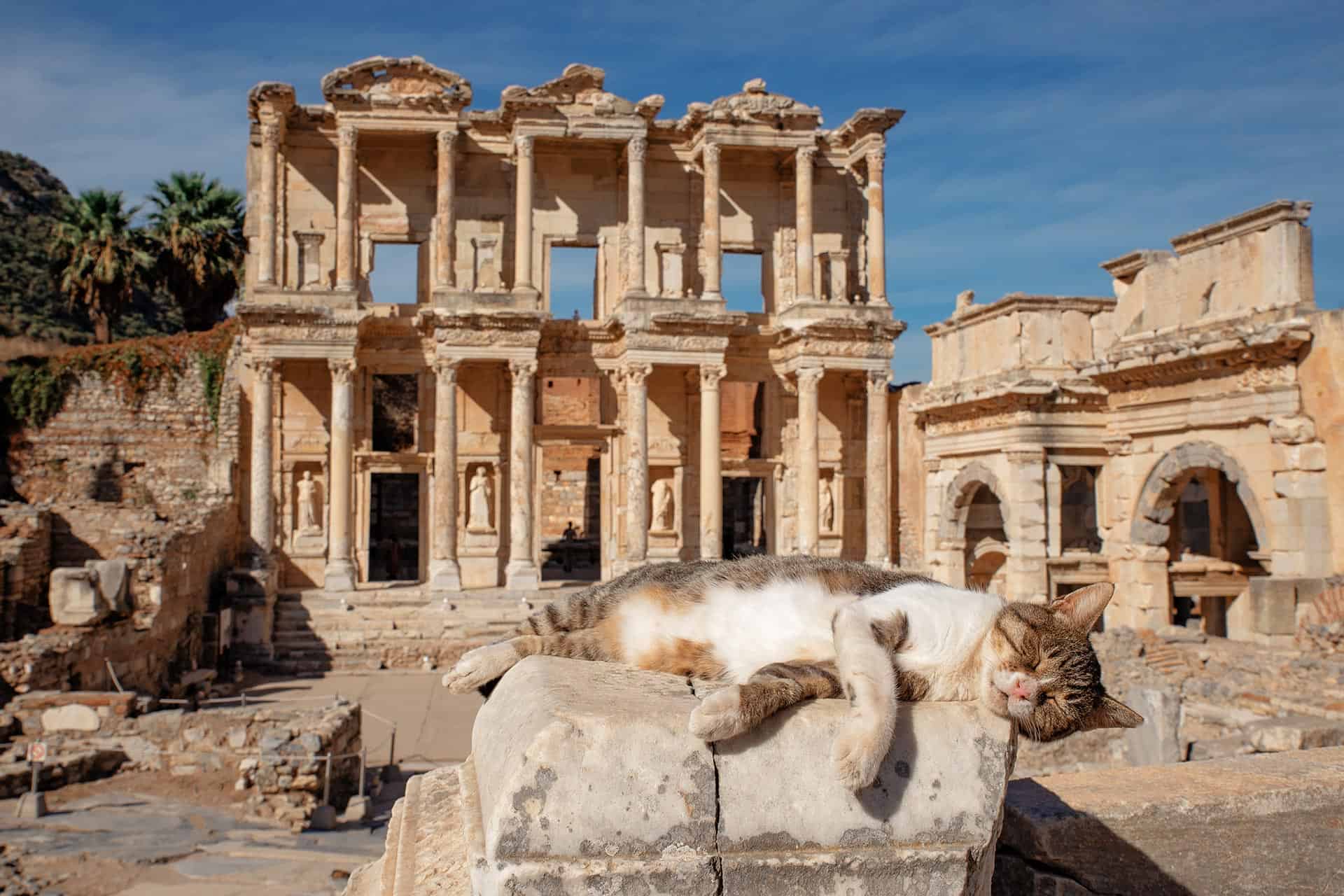 historic-landmarks-of-kusadasi
